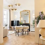 Pick A Flat\'s Apartments in Opéra- Rue Saint-George